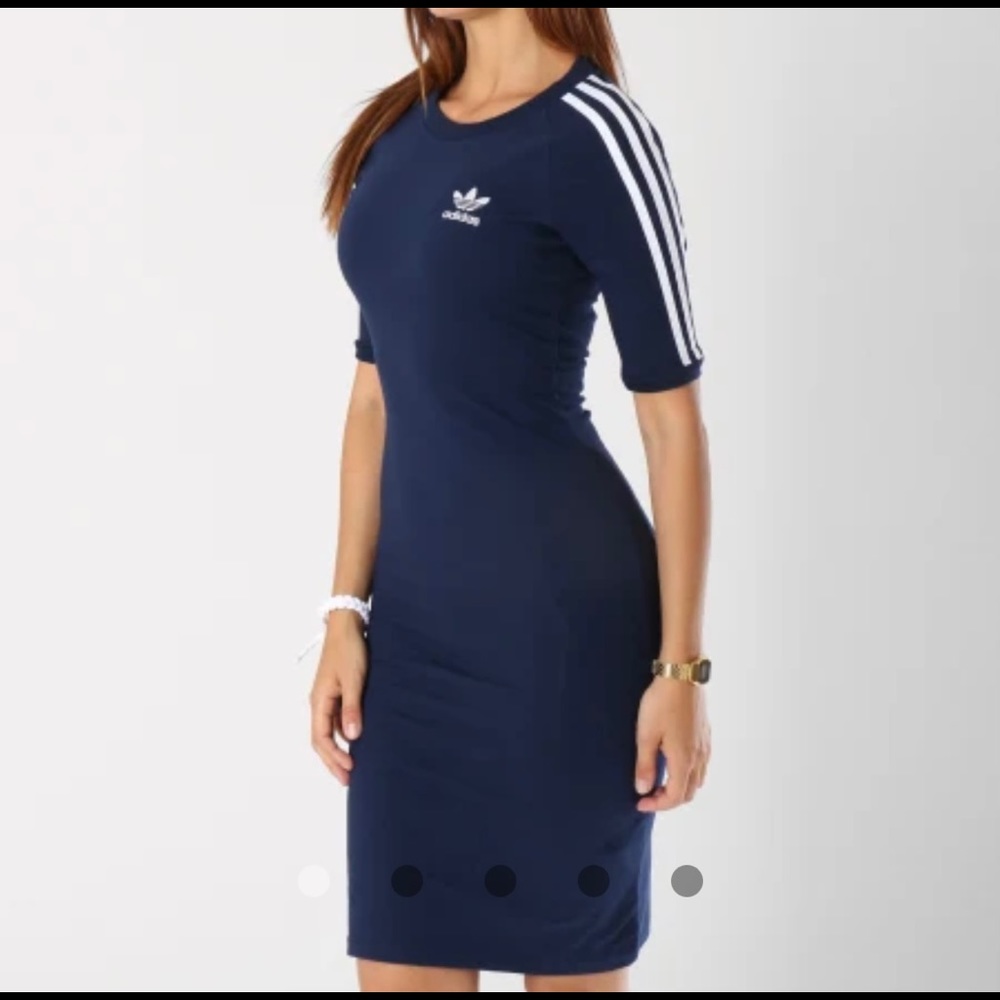 Adidas three-stripe navy dress size M, NWT